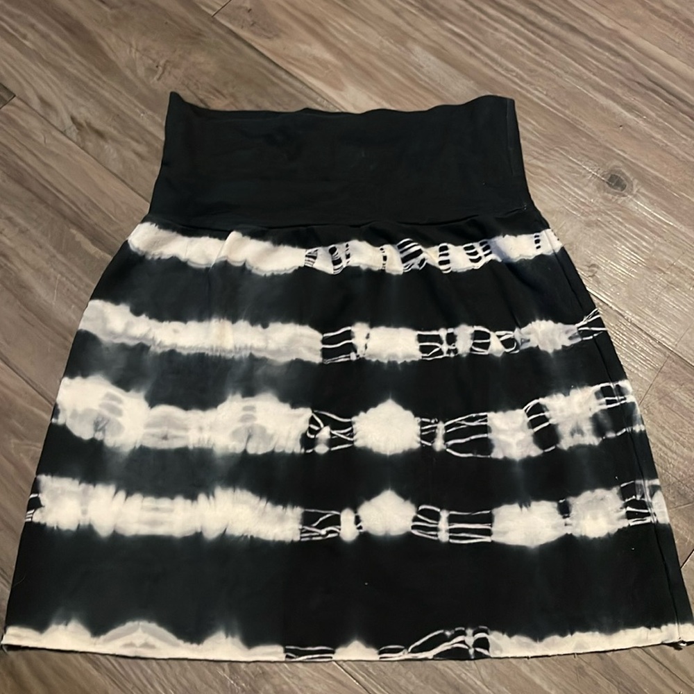 Black and white patterned Skirt
